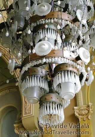 Chandelier 