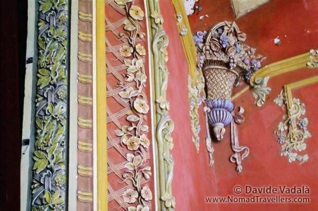 Flower details in the Theatre Hall