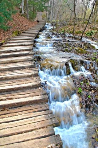 Hiking toward the Upper Part