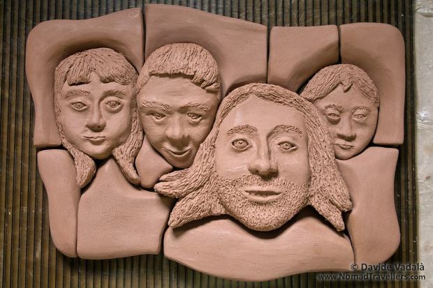 Basrelief after a travel picture with kids